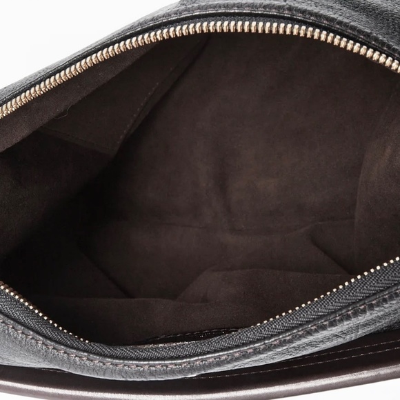 Louis vuitton Monogram Mahina Black Selene Hobo - Picture 9 of 13